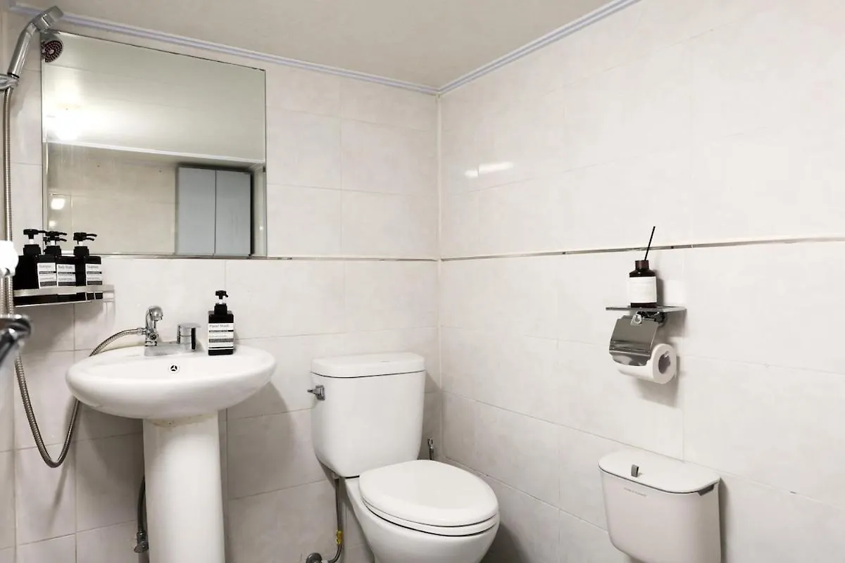 Villa #Promotion#8Min From Snu St #All Renovated Seoul South Korea